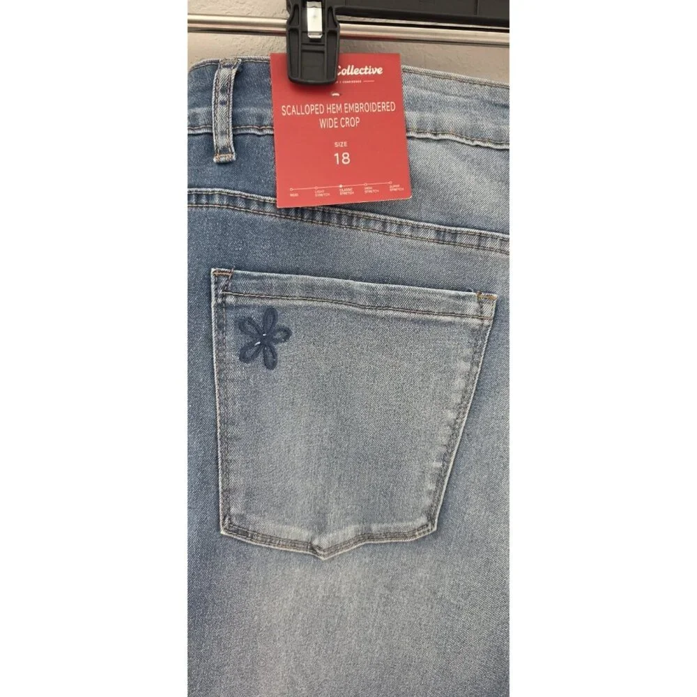 BlueFox Collective Womens‎ 18 Wide Leg Cropped Jeans High Rise Floral Hem